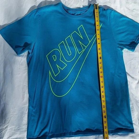 The Nike Tee Large Aqua Color Large Mens T- Shirt - Picture 4 of 6